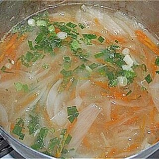 野菜のスープ　サラダチキンのゆで汁を使って